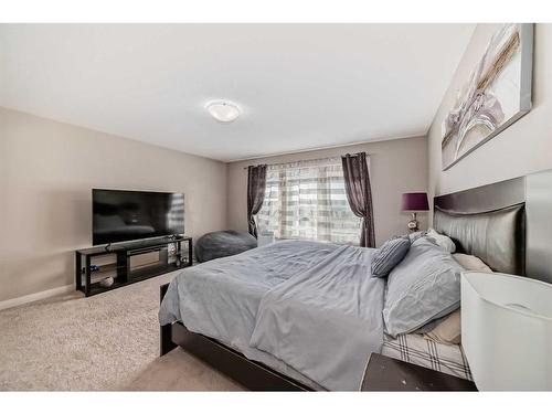 88 Redstone Villas Ne, Calgary, AB - Indoor Photo Showing Bedroom