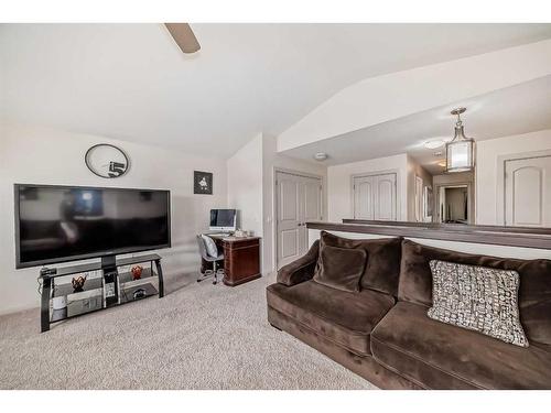 88 Redstone Villas Ne, Calgary, AB - Indoor Photo Showing Living Room