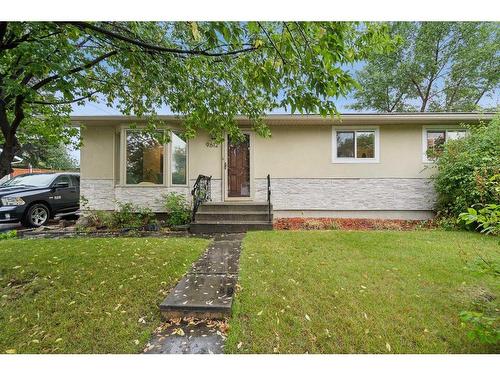 9612 Alcott Road Se, Calgary, AB - Outdoor