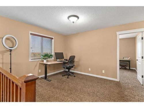 310 Evanspark Circle Nw, Calgary, AB - Indoor Photo Showing Office