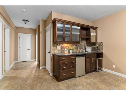 310 Evanspark Circle Nw, Calgary, AB - Indoor Photo Showing Kitchen