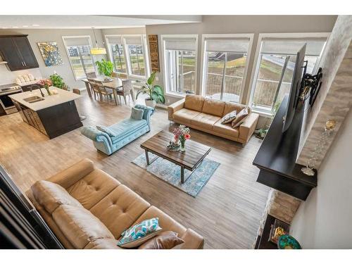 26 Evansborough View Nw, Calgary, AB - Indoor Photo Showing Living Room