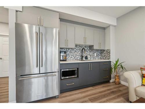 26 Evansborough View Nw, Calgary, AB - Indoor Photo Showing Kitchen