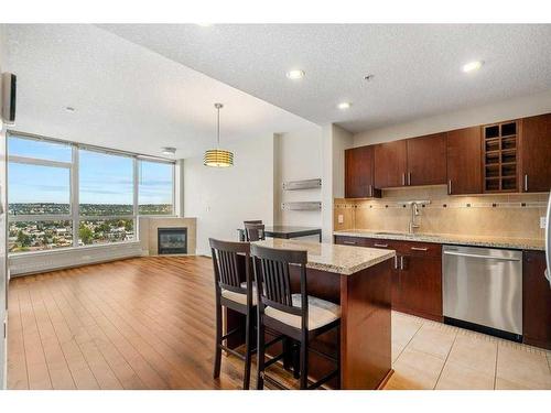 1804-77 Spruce Place Sw, Calgary, AB - Indoor Photo Showing Kitchen