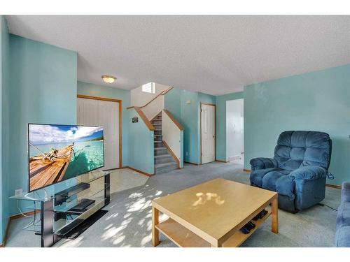 16 Erin Circle Se, Calgary, AB - Indoor