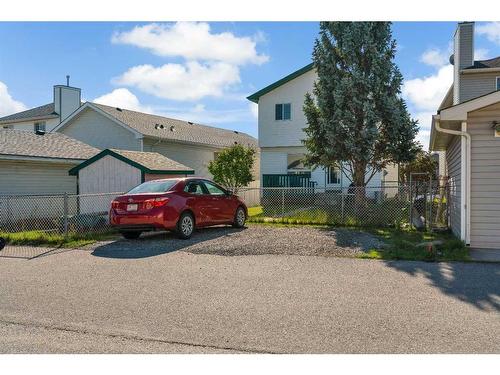 16 Erin Circle Se, Calgary, AB 