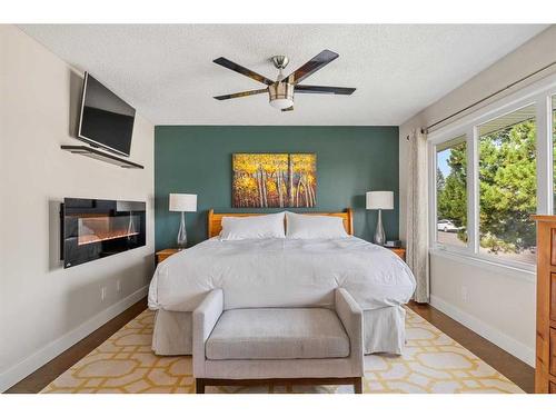 1264 Lake Sundance Crescent Se, Calgary, AB - Indoor Photo Showing Bedroom