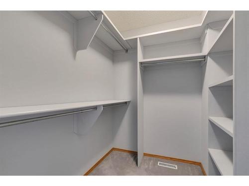 78 Hampstead Circle Nw, Calgary, AB - Indoor With Storage