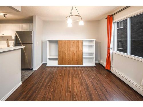 310-545 18 Avenue Sw, Calgary, AB - Indoor Photo Showing Kitchen