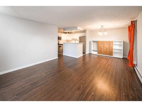 310-545 18 Avenue Sw, Calgary, AB - Indoor Photo Showing Other Room