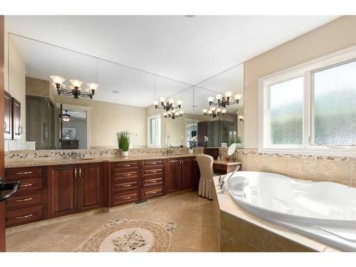 227 Aspen Ridge Place Sw, Calgary, AB - Indoor Photo Showing Bathroom