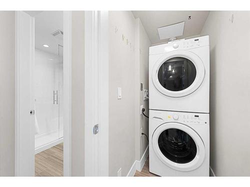 509-560 6 Avenue Se, Calgary, AB - Indoor Photo Showing Laundry Room