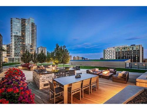 1806-530 3 Street Se, Calgary, AB - Outdoor