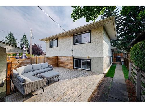 243 Cedarbrae Crescent Sw, Calgary, AB - Outdoor With Deck Patio Veranda With Exterior