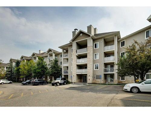 3222-16320 24 Street Sw, Calgary, AB - Outdoor With Facade