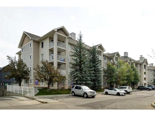 3222-16320 24 Street Sw, Calgary, AB - Outdoor With Facade