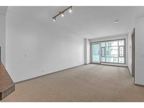 1504-210 15 Avenue Se, Calgary, AB - Indoor Photo Showing Other Room