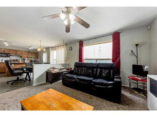 256 Oakmere Place, Chestermere, AB - Indoor