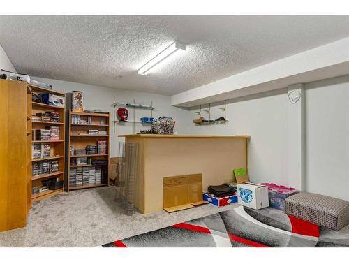 256 Oakmere Place, Chestermere, AB - Indoor