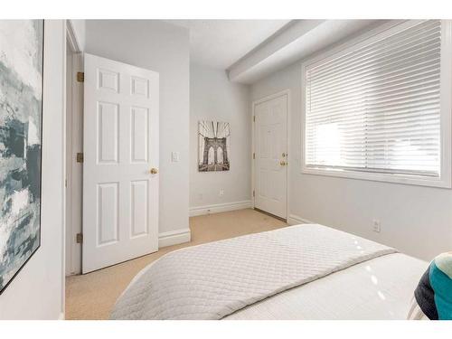 223-527 15 Avenue Sw, Calgary, AB - Indoor Photo Showing Bedroom