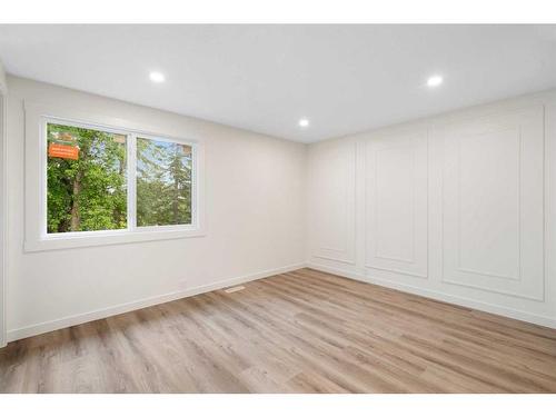 5731 Dalhousie Drive Nw, Calgary, AB - Indoor Photo Showing Other Room