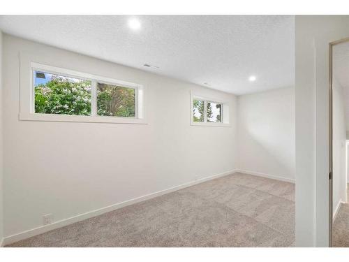 5731 Dalhousie Drive Nw, Calgary, AB - Indoor Photo Showing Other Room