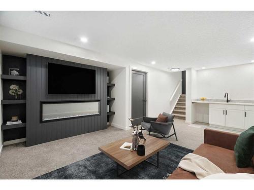 5731 Dalhousie Drive Nw, Calgary, AB - Indoor Photo Showing Living Room