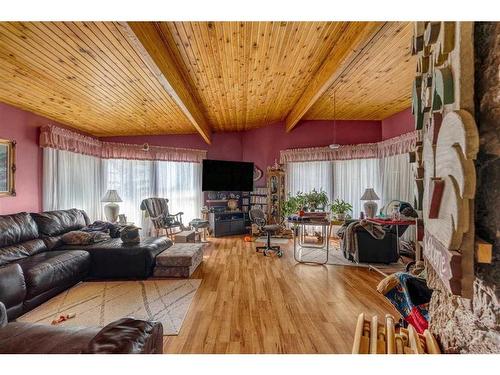 163052 Hwy 845, Rural Vulcan County, AB - Indoor Photo Showing Living Room With Fireplace