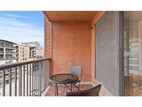 502-1334 14 Avenue Sw, Calgary, AB - Outdoor With Exterior