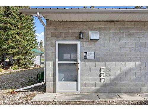 8-200 4 Avenue Sw, Sundre, AB 