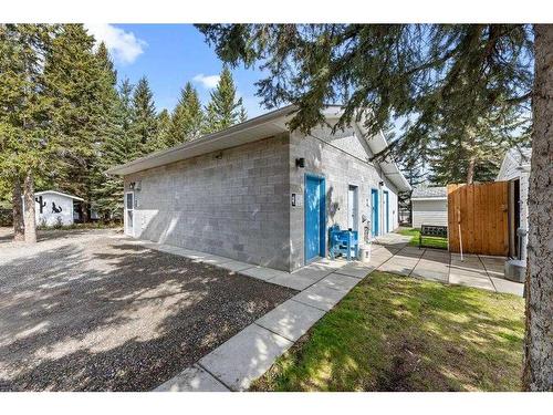 8-200 4 Avenue Sw, Sundre, AB 