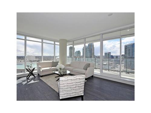 1409-1188 3 Street Se, Calgary, AB - Indoor Photo Showing Living Room