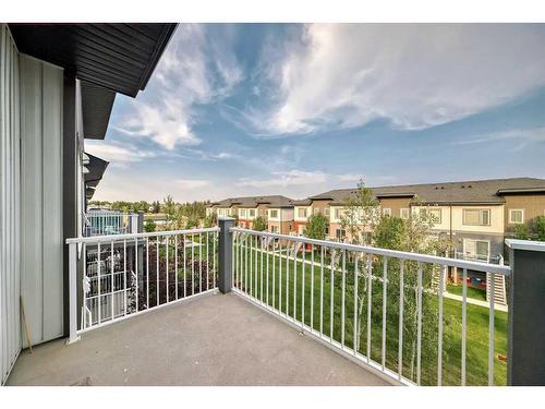 4314-5305 32 Avenue Sw, Calgary, AB - Outdoor With Exterior