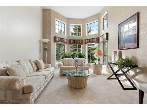 38 Edgevalley Manor Nw, Calgary, AB - Indoor Photo Showing Living Room