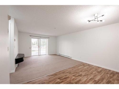 1207-6224 17 Avenue Se, Calgary, AB - Indoor Photo Showing Other Room