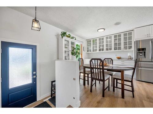 348 Weddenburn Road Se, Calgary, AB - Indoor