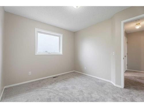 224 Harvest Glen Place Ne, Calgary, AB - Indoor Photo Showing Other Room