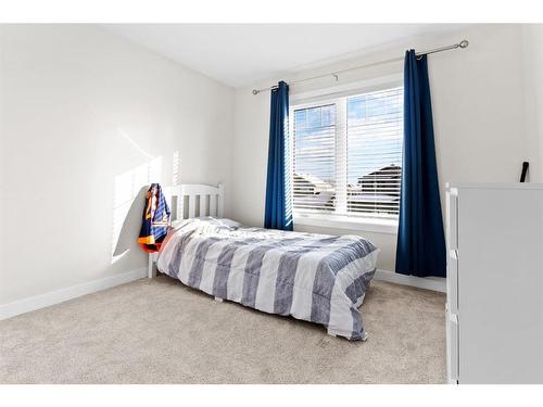 6 Coutts Close, Olds, AB - Indoor Photo Showing Bedroom