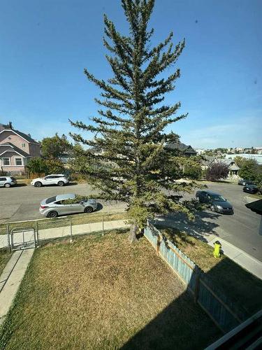 70 7 Street Ne, Calgary, AB - Outdoor With View