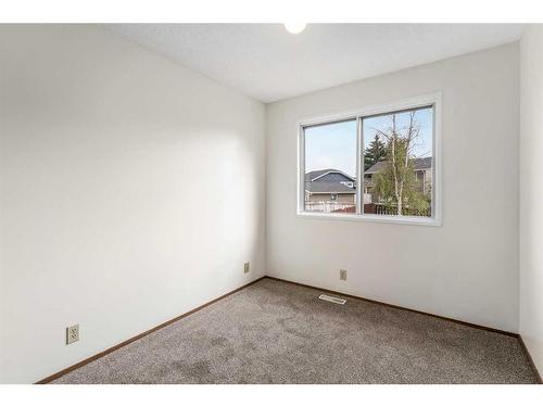 79 Taraglen Road Ne, Calgary, AB - Indoor Photo Showing Other Room