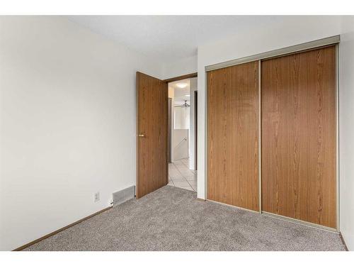 79 Taraglen Road Ne, Calgary, AB - Indoor Photo Showing Other Room