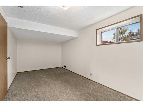 79 Taraglen Road Ne, Calgary, AB - Indoor Photo Showing Other Room