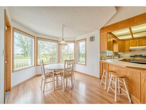 16 Hamptons Heath Nw, Calgary, AB - Indoor Photo Showing Dining Room