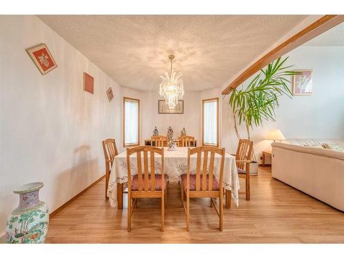 16 Hamptons Heath Nw, Calgary, AB - Indoor Photo Showing Dining Room