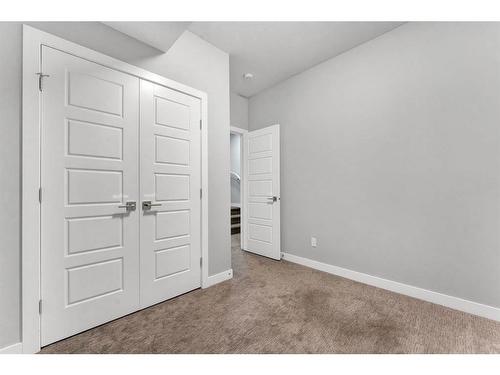 105 Midtown Close Sw, Airdrie, AB - Indoor Photo Showing Other Room