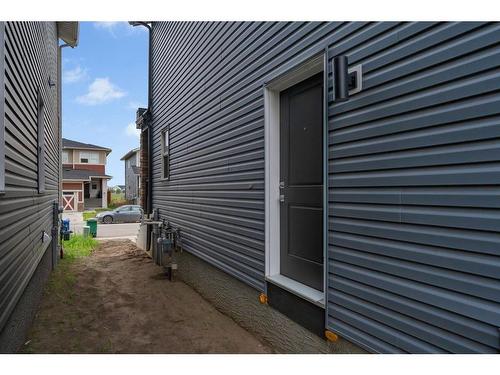 105 Midtown Close Sw, Airdrie, AB - Outdoor With Exterior