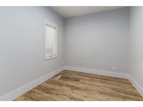 4822 1 Street Sw, Calgary, AB - Indoor Photo Showing Other Room