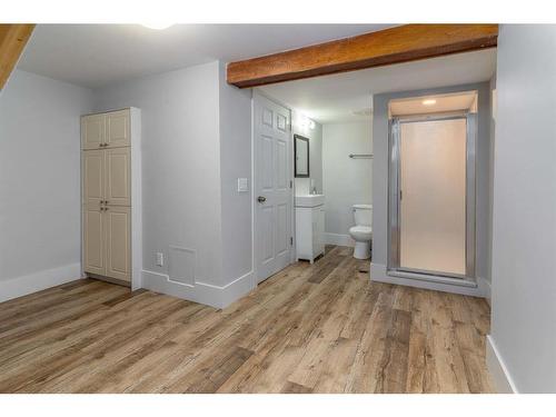 4822 1 Street Sw, Calgary, AB - Indoor Photo Showing Other Room