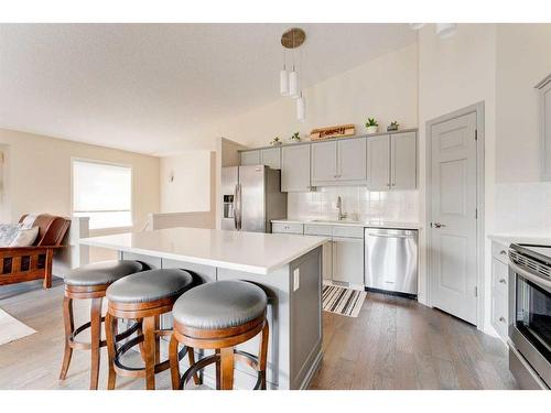 160 Valley Ridge Heights Nw, Calgary, AB - Indoor Photo Showing Kitchen With Upgraded Kitchen