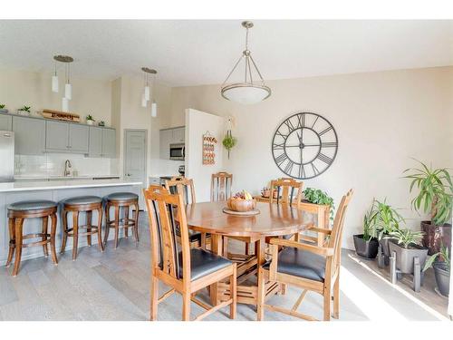 160 Valley Ridge Heights Nw, Calgary, AB - Indoor Photo Showing Dining Room